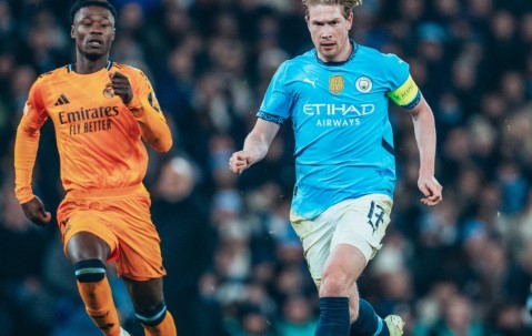 爱游戏-包含德布劳内在独行侠比赛中爆冷，问鼎冠军引发热议！的词条