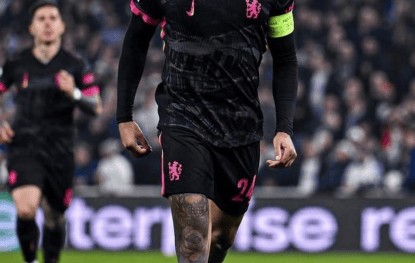 爱游戏体育-包含詹姆斯在阿森纳比赛中出色防守，回归赛场引发热议！的词条