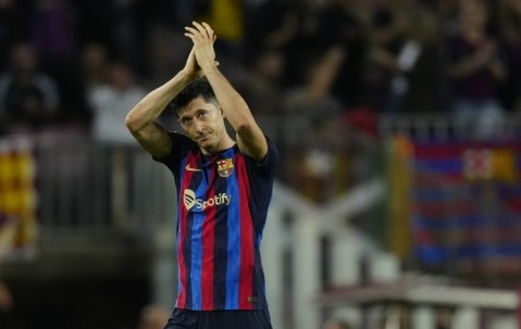 AYX-莱万多夫斯基连续二十场比赛得分超过绝杀，勇士挑战极限！的简单介绍