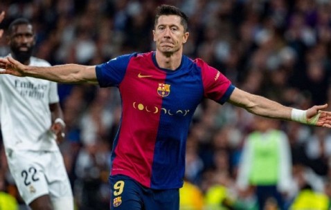 爱游戏- 莱万多夫斯基最新消息 